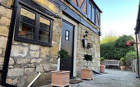 Stunning 2 Bed Cotswold Cottage Winchcombe